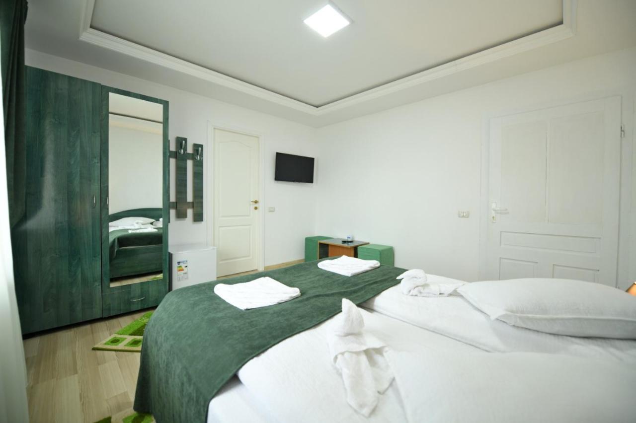 Casa Mirandre Apartment Hateg Ngoại thất bức ảnh